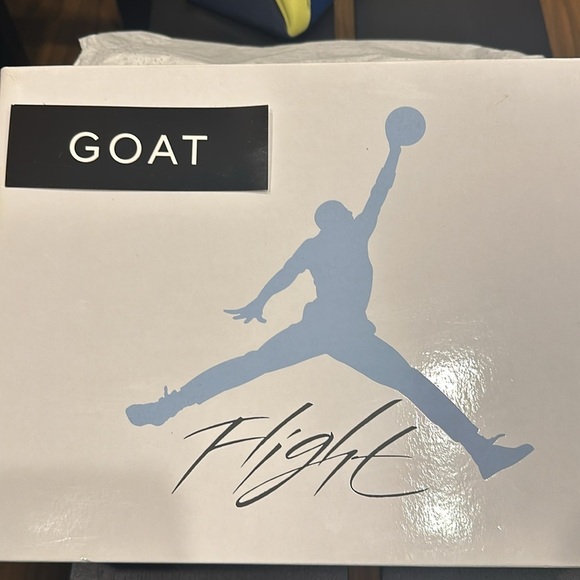 Nike NWT RARE Air Jordan 4 Retro. Size 8.5 - Picture 14 of 14